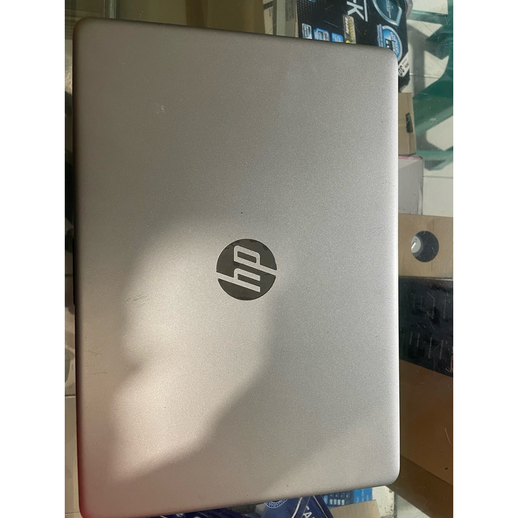 laptop HP Atlhon Gold 14s-dk1122au