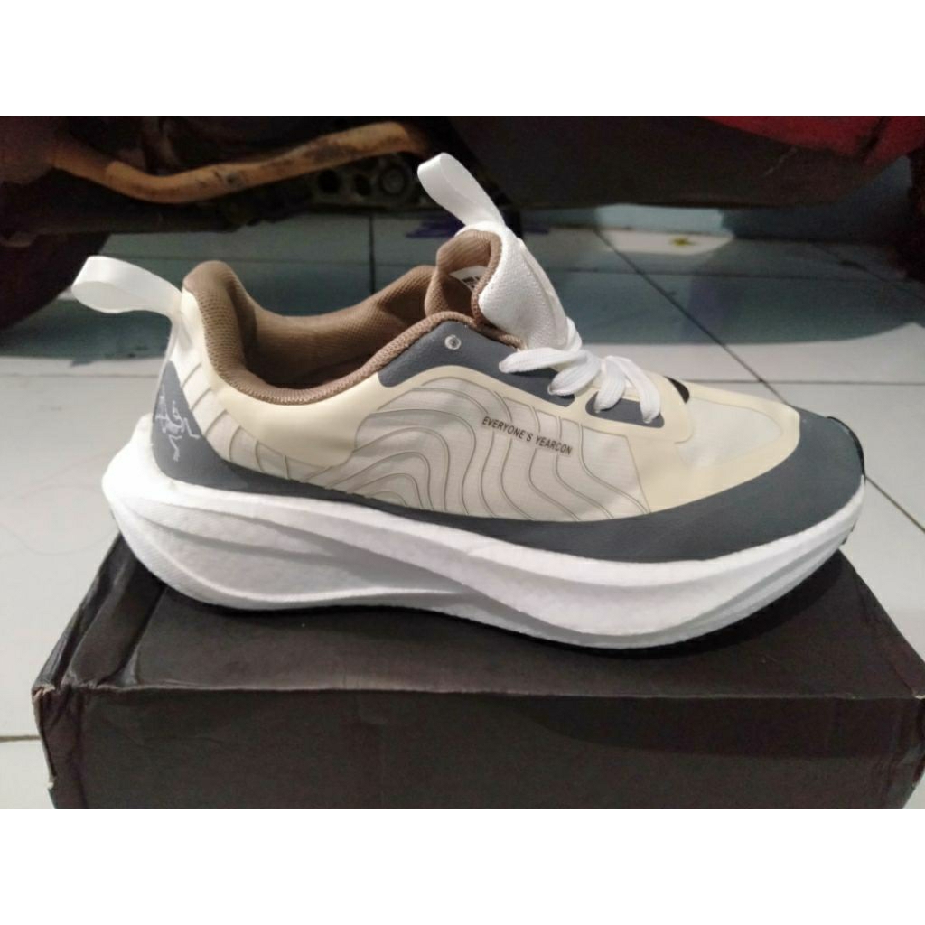 ARTERYX SEPATU RUNNING UNTUK PRIA DAN WANITA ELASTIS DAN LENTUR