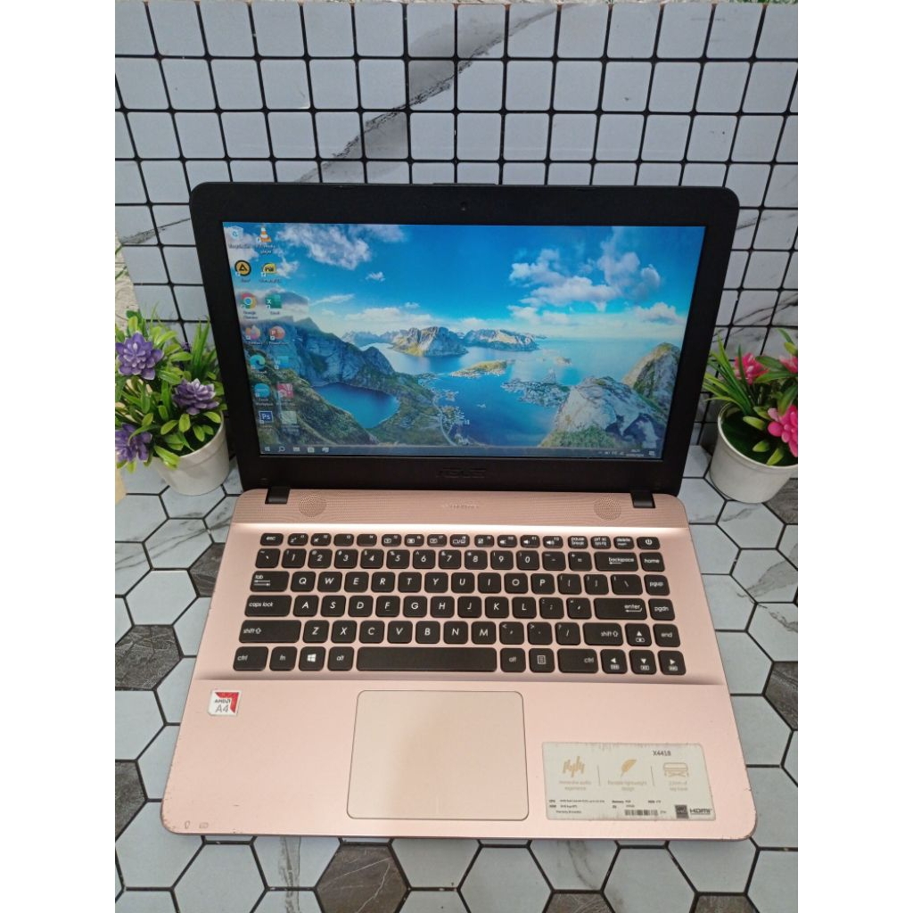 Laptop Asus X441B AMD A4 - 9125 RAM 4GB SSD 256GB