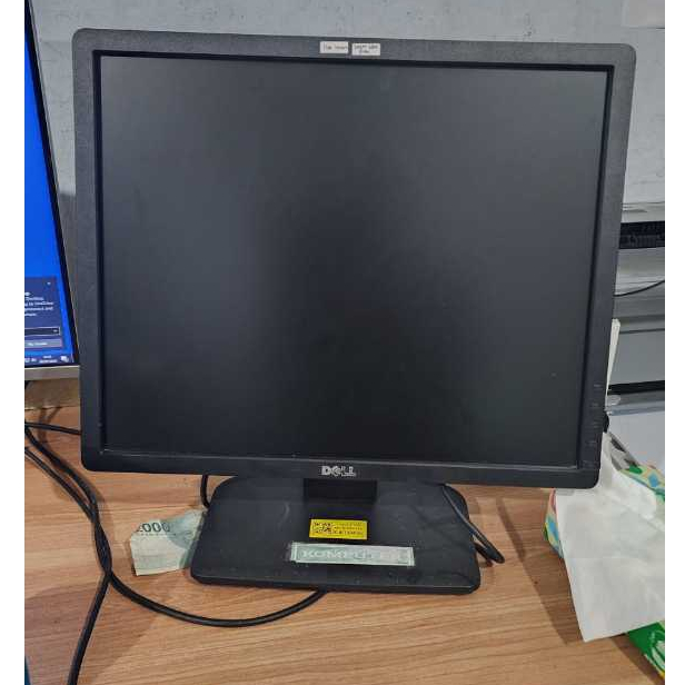 Monitor Dell 19 Inch Square / Kotak Kondisi Minus tapi Layak Pakai