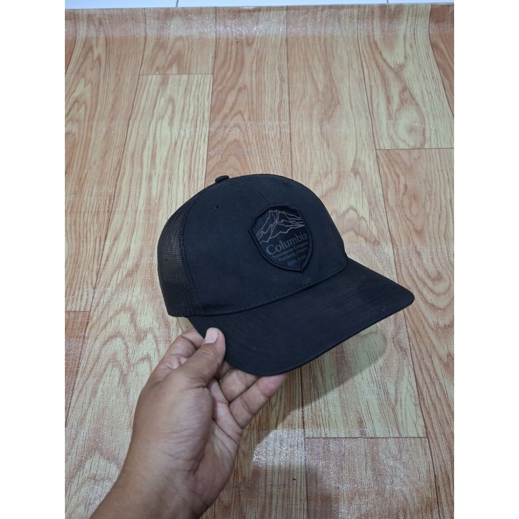 topi columbia