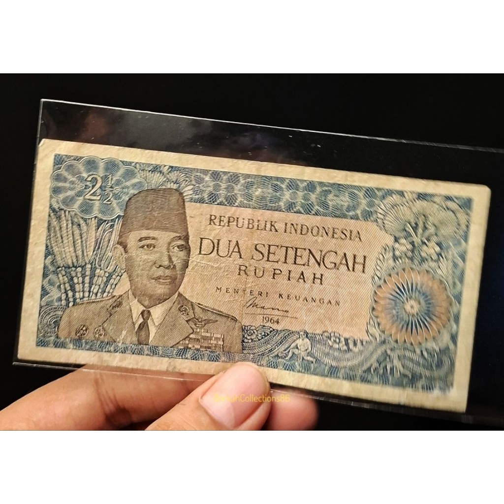 uang 2 ½ seri sukarno tahun 1964
