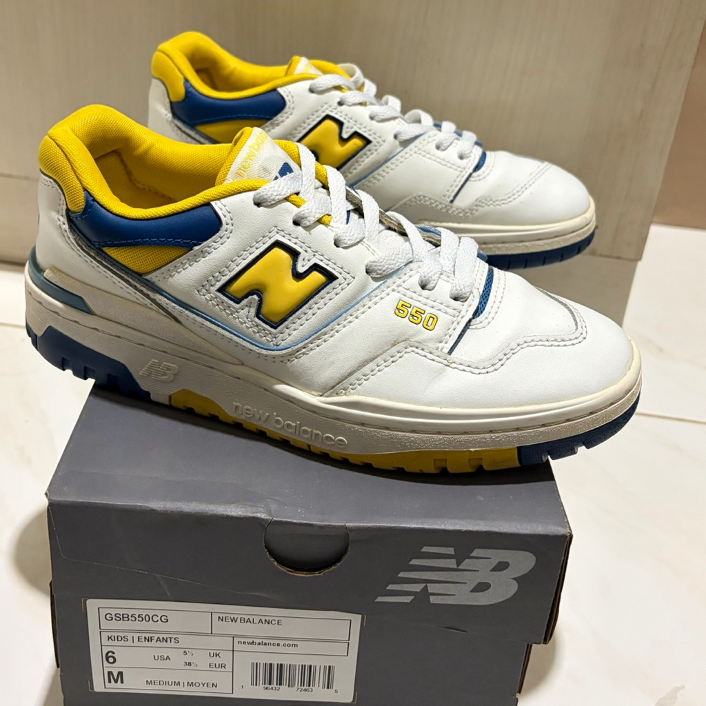 PRELOVED NEW BALANCE 550 SIZE 38,5