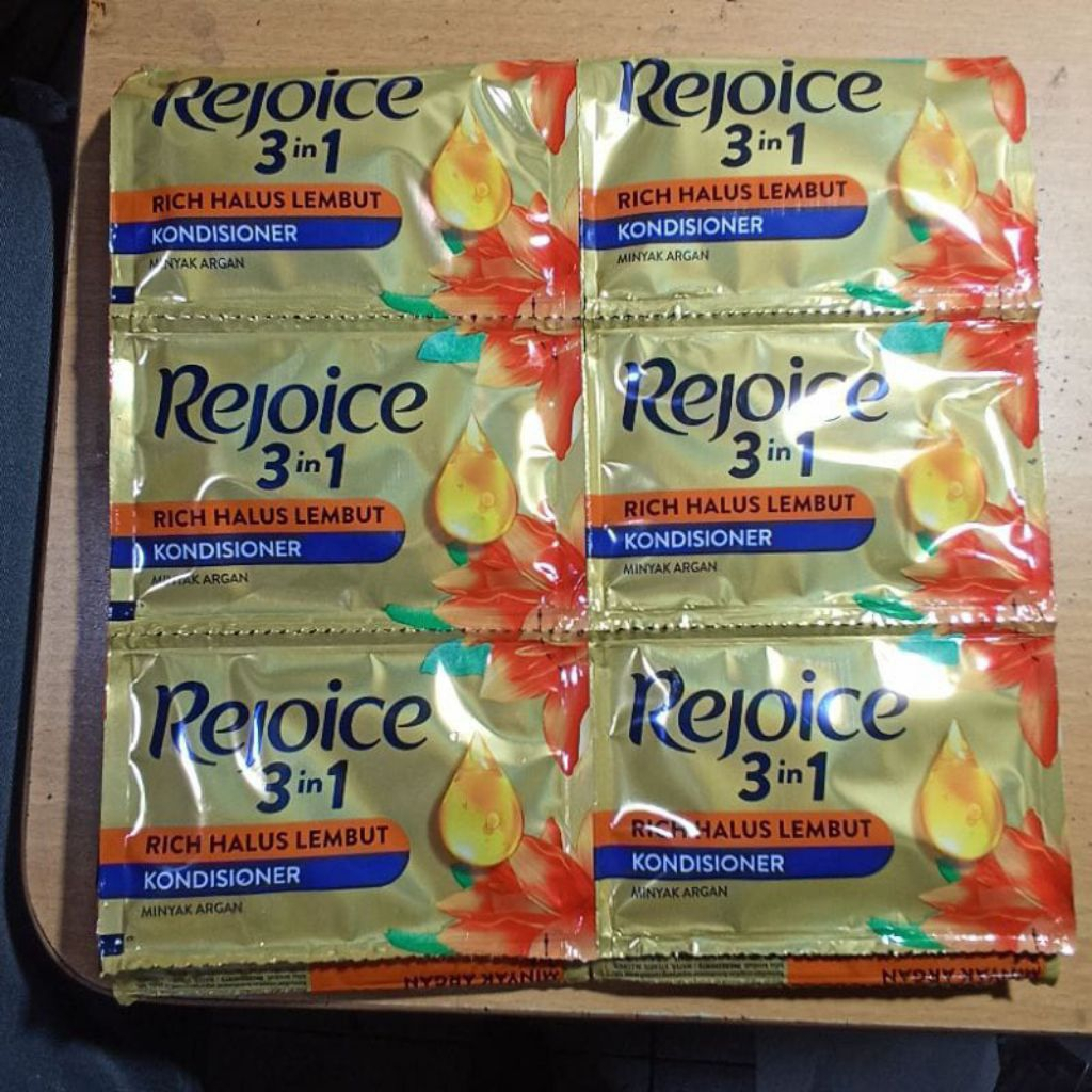 Conditioner Rejoice Sachet - Kondisioner Rejoice - 12 Sachet/Renceng