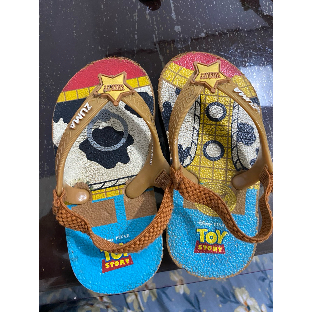 preloved sendal zuma anak