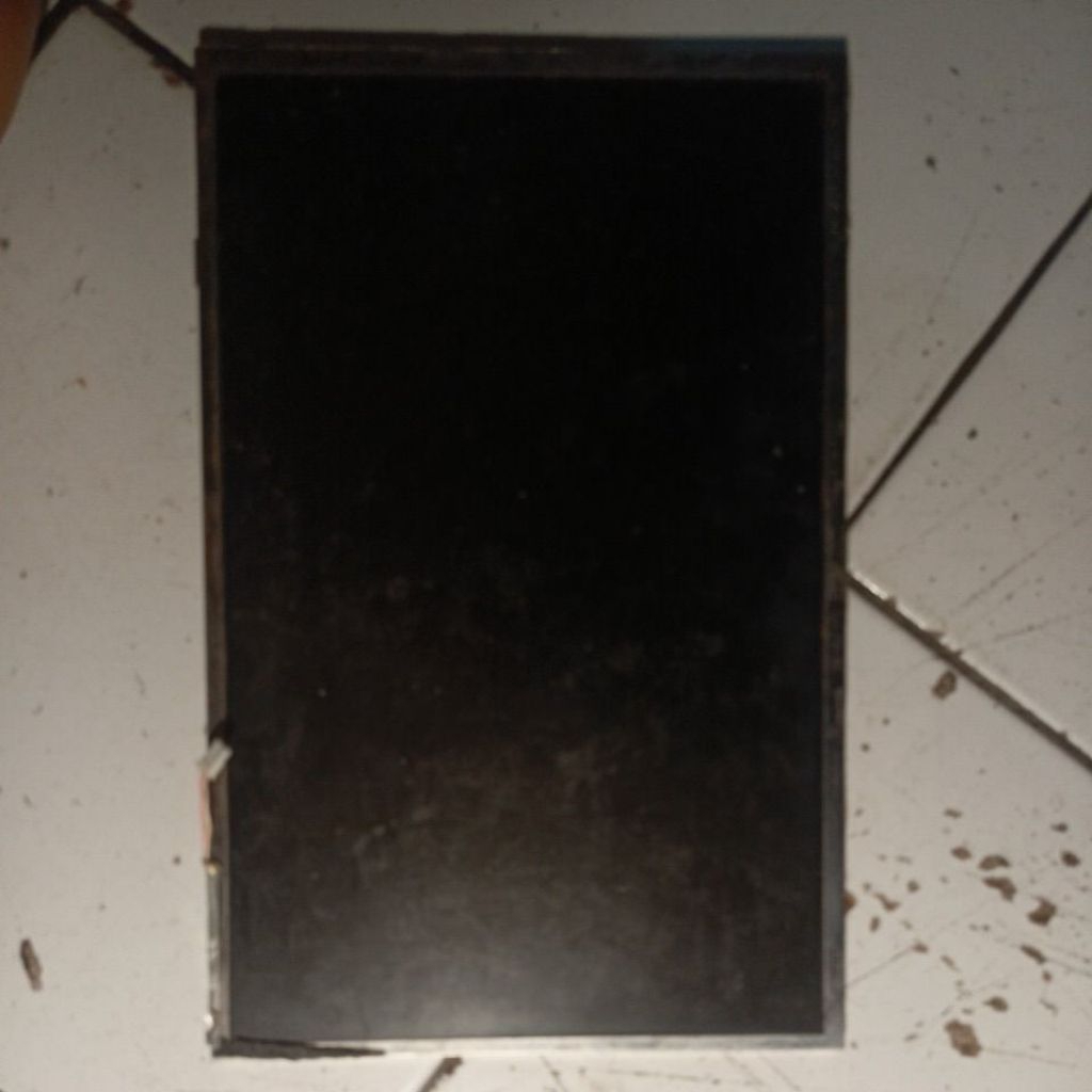 Layar / Lcd Laptop HP 6530B minus dikit