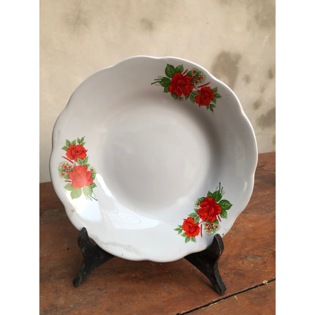 hiasan dinding piring antik