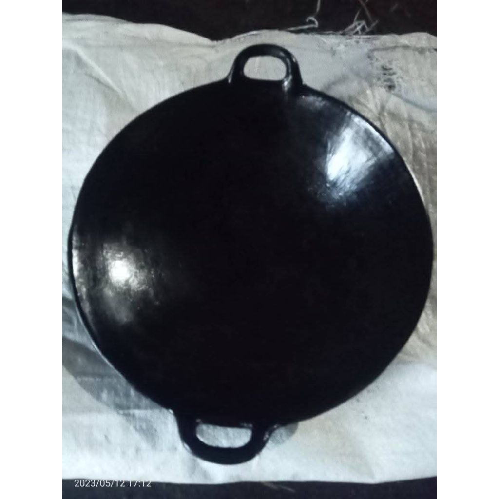 wajan wojo hitam no 13 ( 33cm )