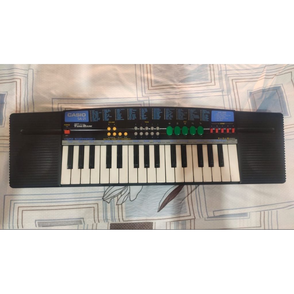 Piano CASIO SA21