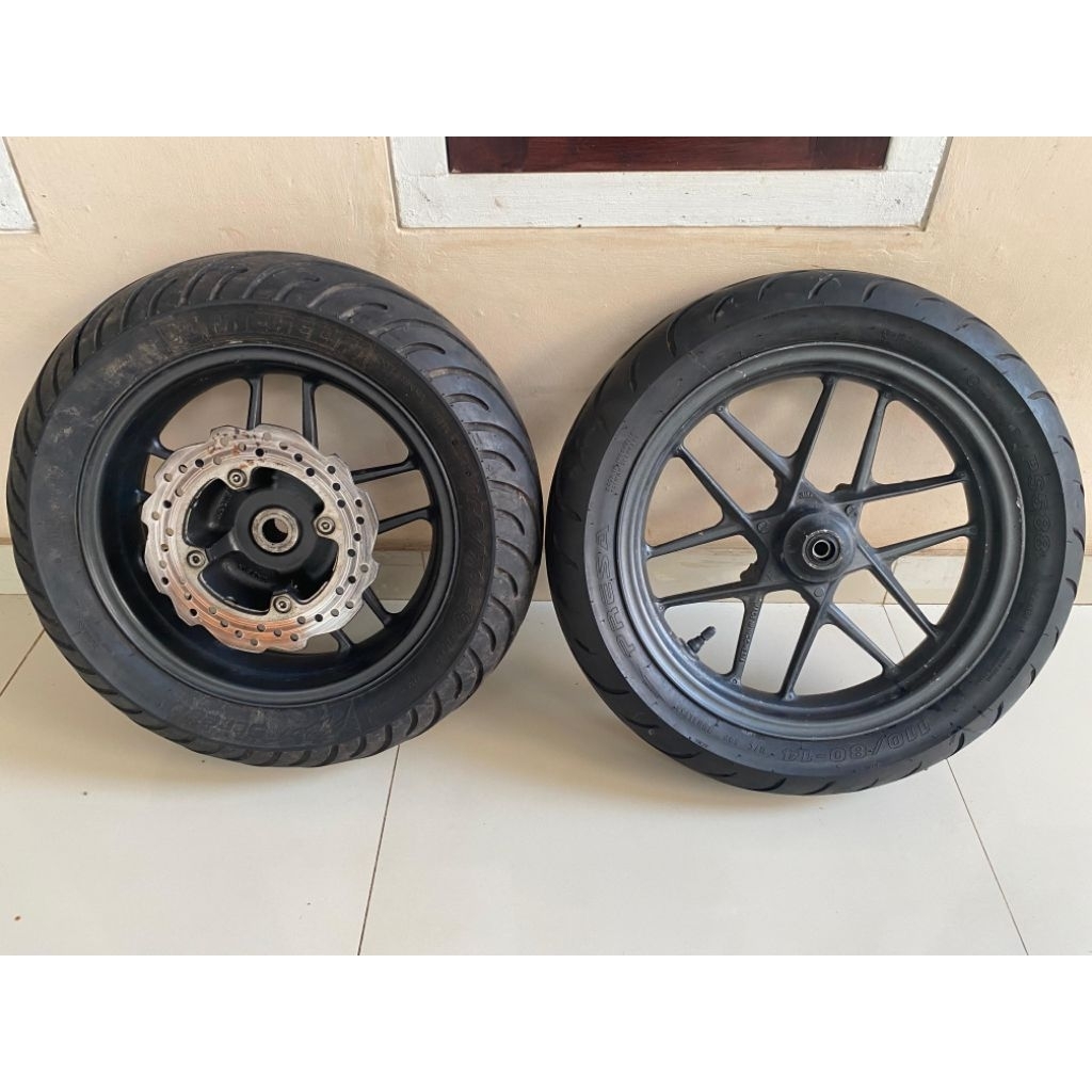 Velk velg depan belakang honda adv 150 original