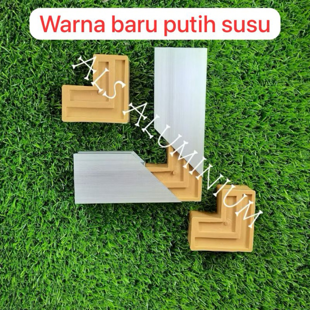 SIKU/ SPIGOT PLASTIK 9055 JENDELA