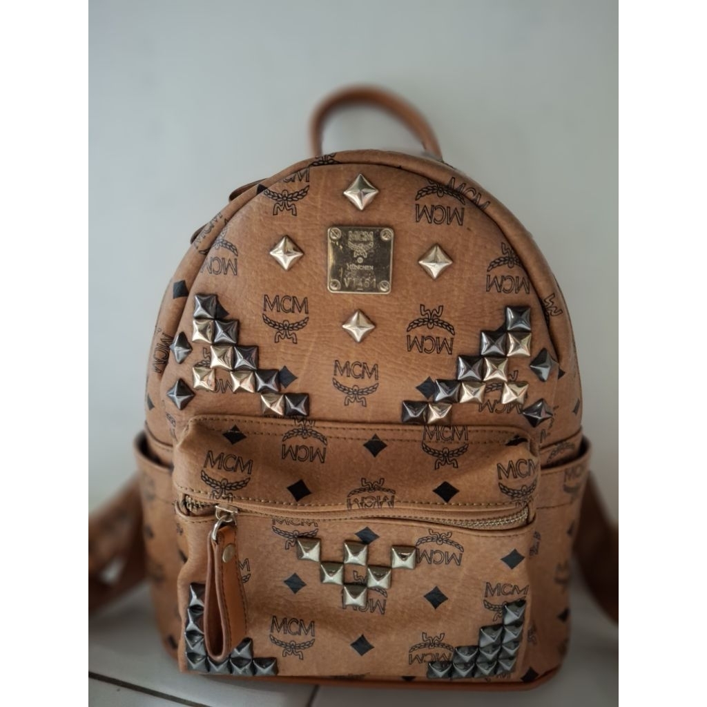 MCM ransel