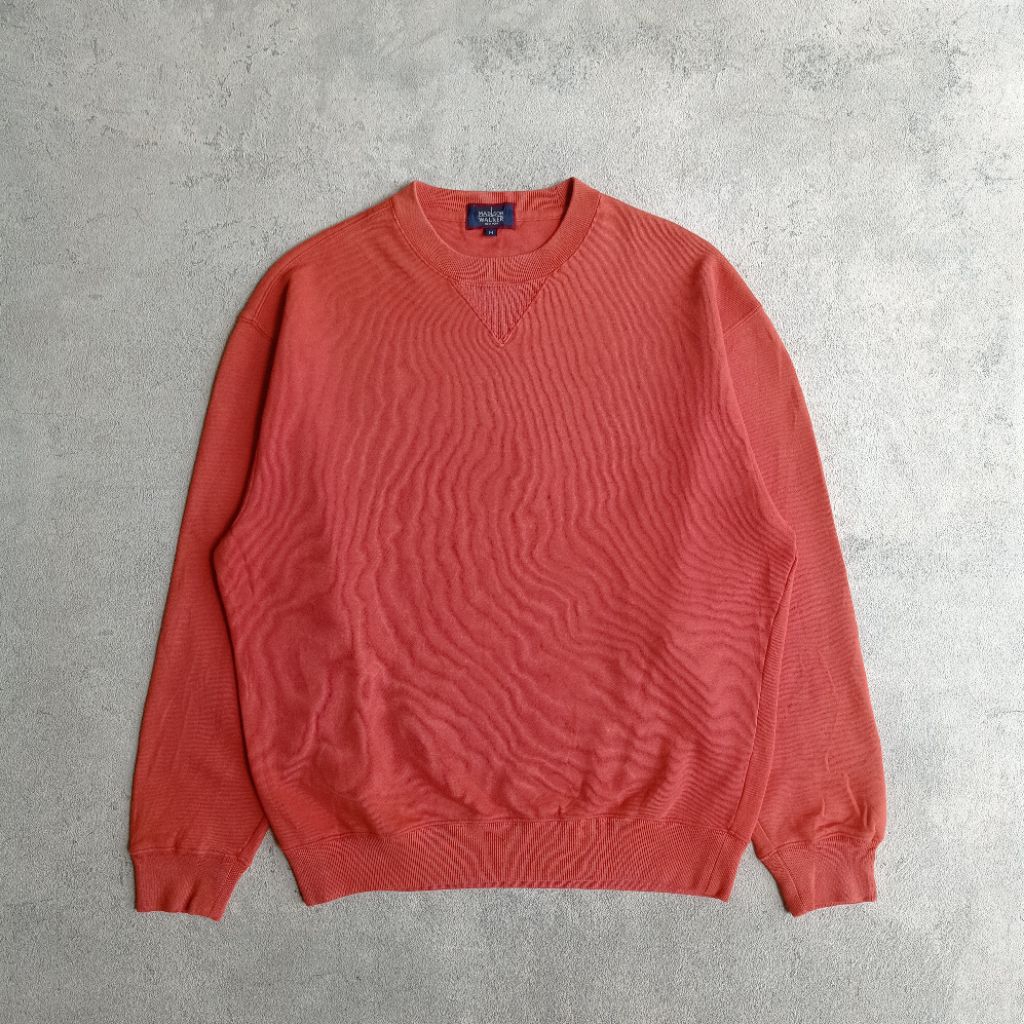 Crewneck Basic Tebal Madison Walker