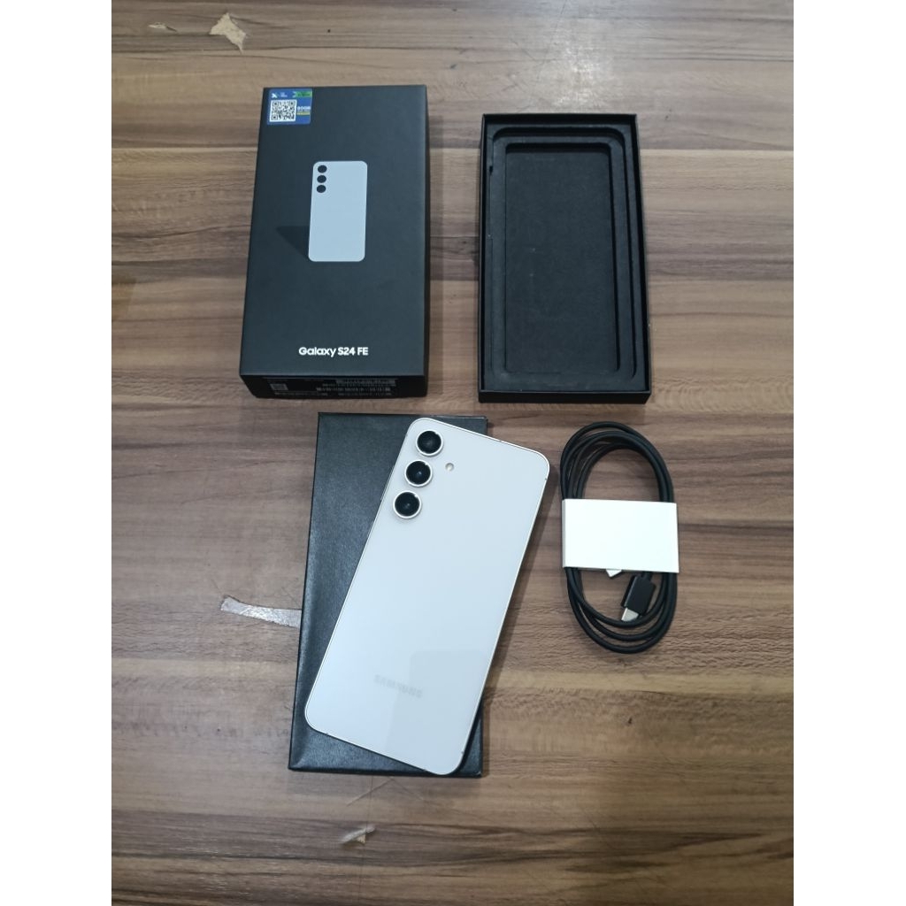 Samsung Galaxy S24 FE 8/256 seken murah dan lengkap