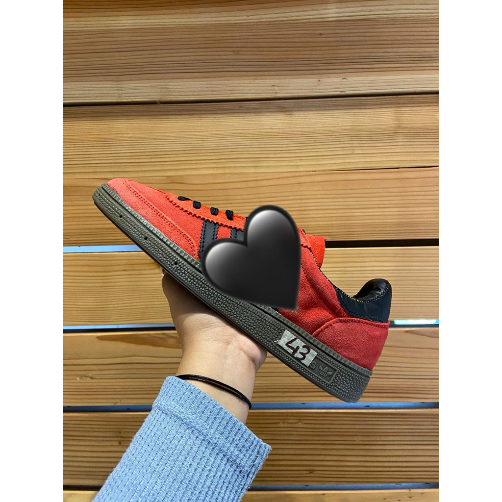 SEPATU SNEAKERS ADDS SPEZIAL MERAH HITAM