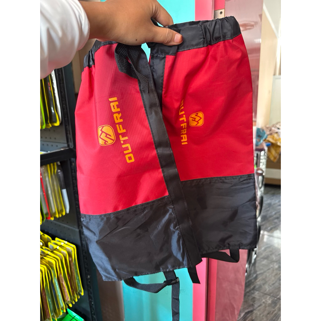 Gaiter Outfrai warna merah hitam kondisi baru