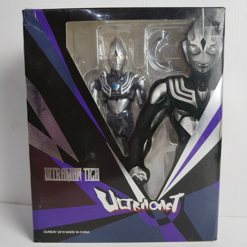 SHF Ultra Act Action Figure Ultraman Tiga Multitype