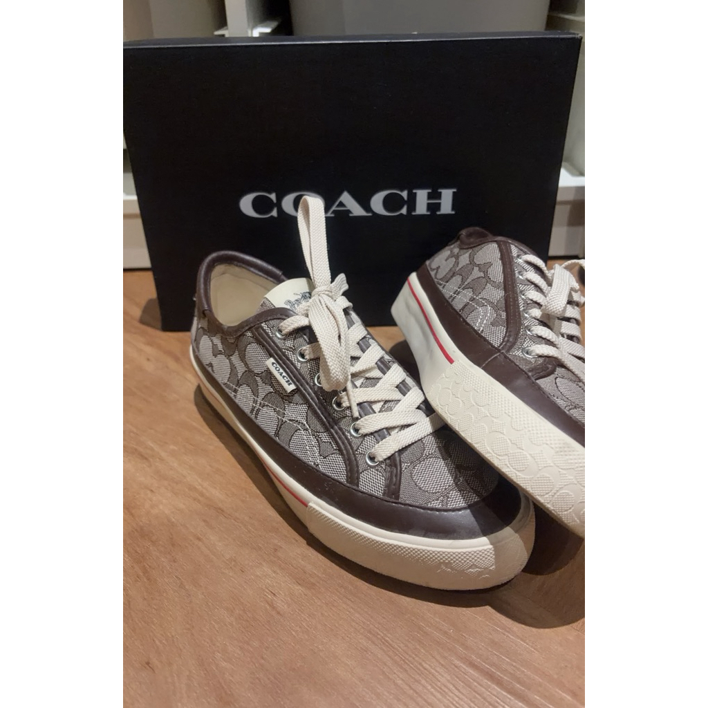 Preloved Sepatu Coach Woman