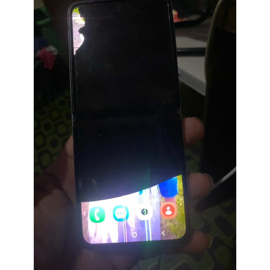 Samsung Z Flip 3 minus