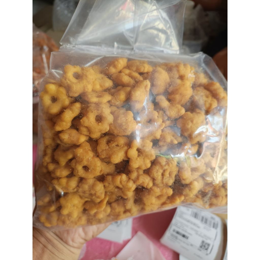 uniko ribut 250gram/snack kembang sakura ribut