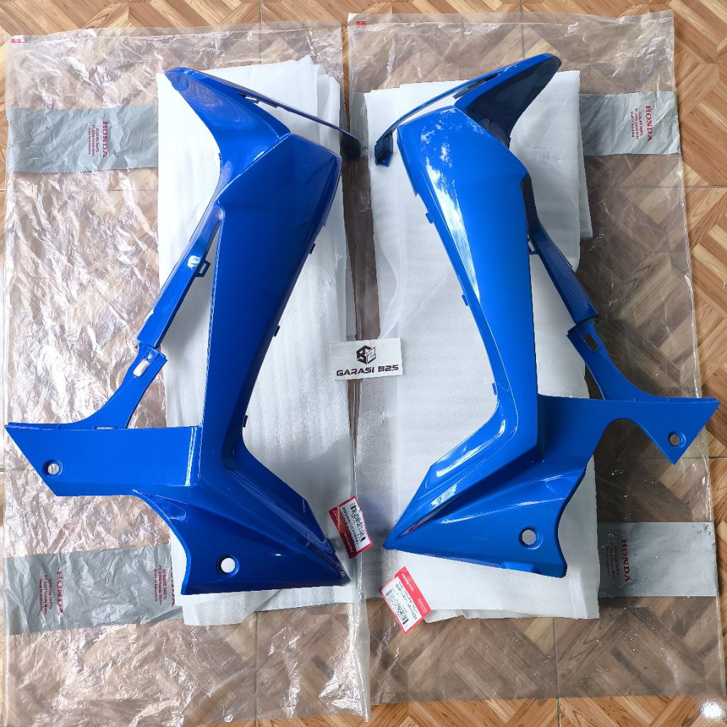 Cover Tebeng Sayap Luar Set Kanan Kiri Supra X 125 Batman Biru Original AHM