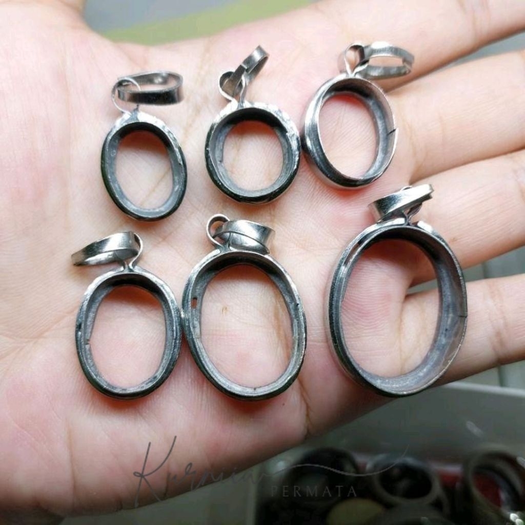 Liontin Cewek Cowok / Ring Liontin Monel Eceran Murah