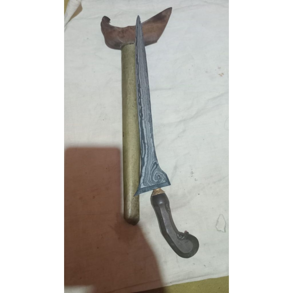 keris brojol peninggalan .pamor kolbuntet dan batulapak sepuh.