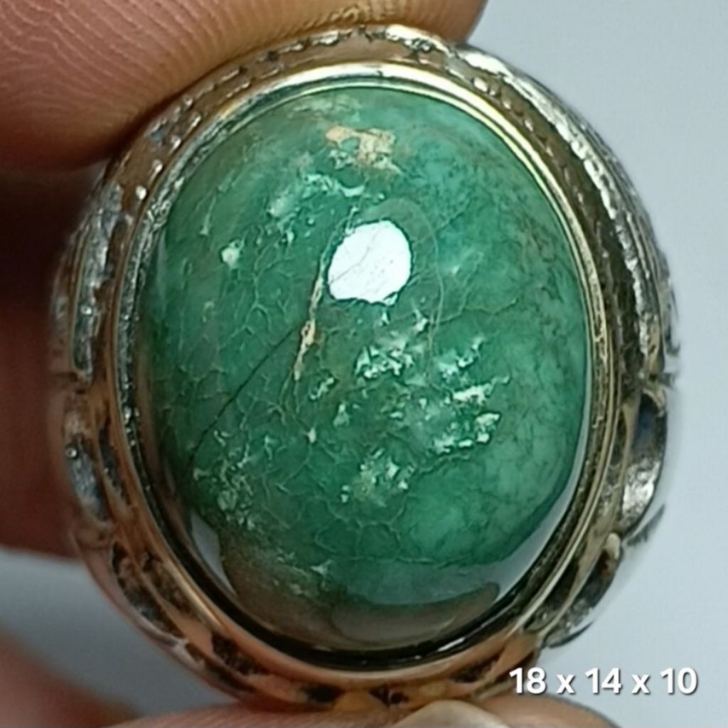NATURAL BATU PIRUS PERSIA HIJAU