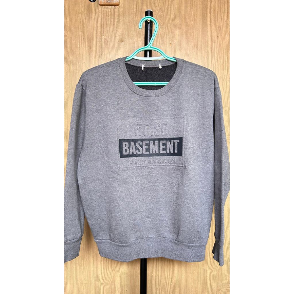 ~P.Q~ Crewneck Warna Abu Bahan Tebal