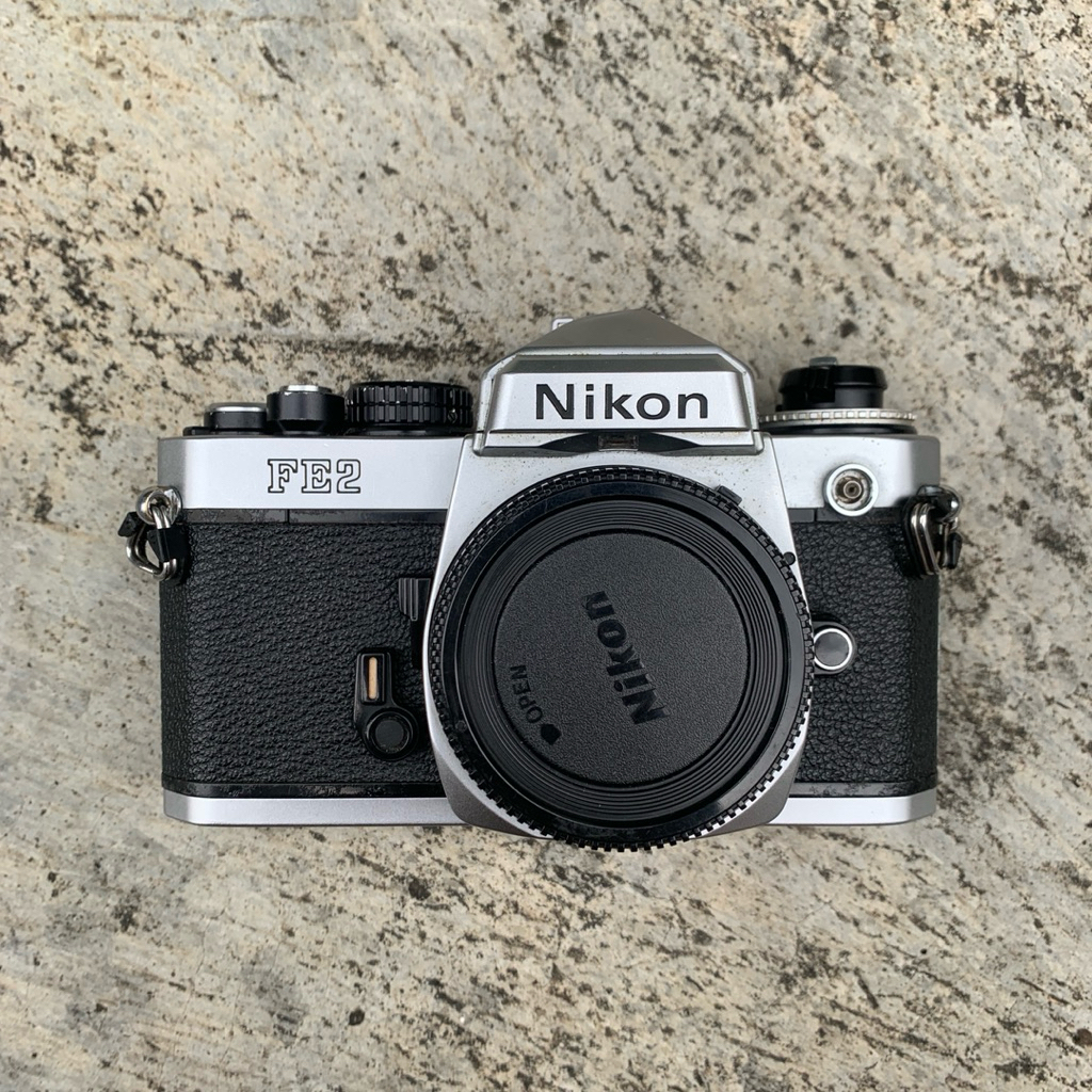 Kamera Analog Nikon FE2