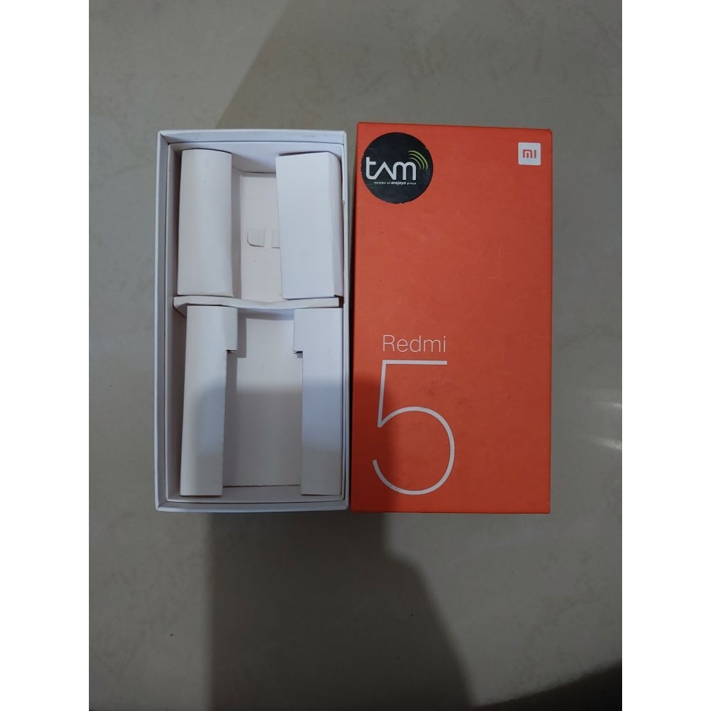 dus box redmi 5 bekas