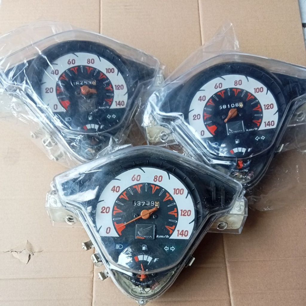 SPEEDOMETER BEAT KARBU ORI