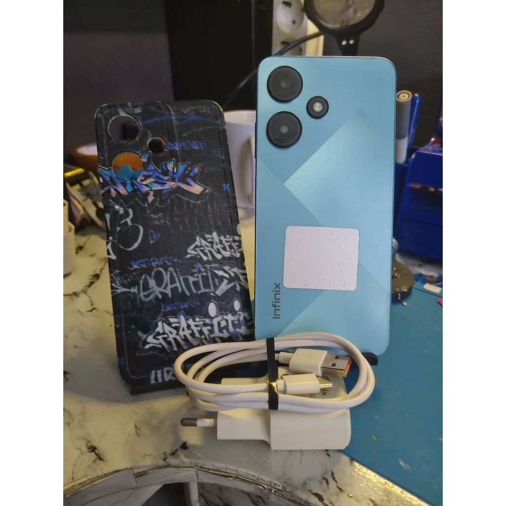 Hp infinix hot 30i second