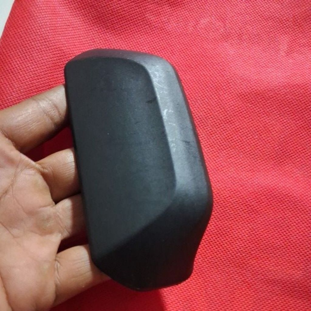 handle bagasi kaca belakang honda brio orivinal tahun 2012 - 2017