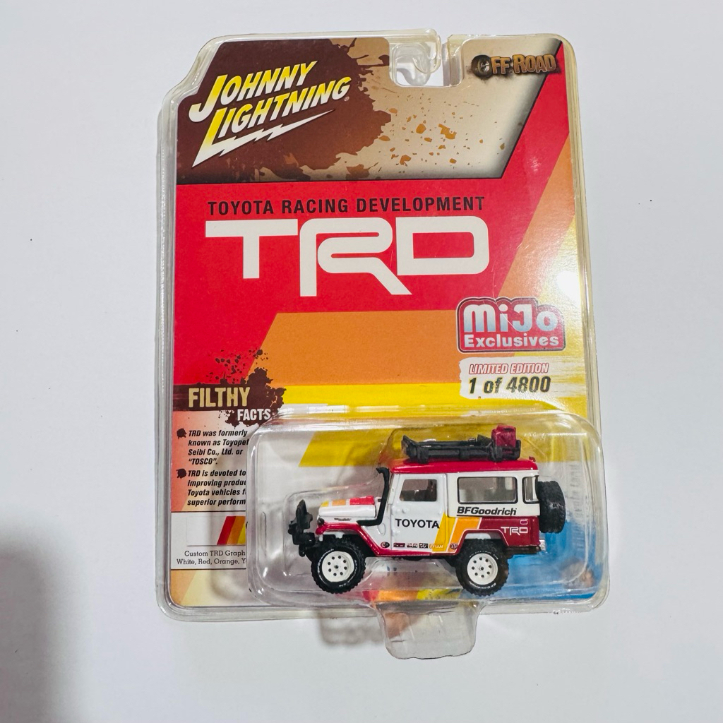 Johny Lightning Toyota Land Cruiser