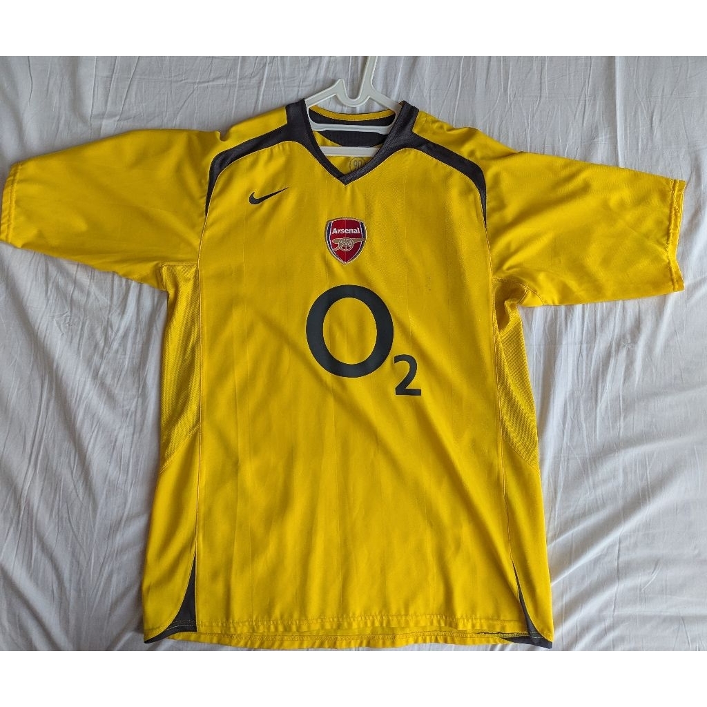 Arsenal away 2005/2006 Original size L