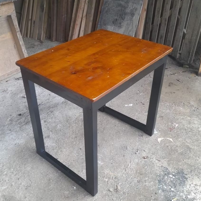 Meja makan minimalis jati belanda 80x60x75