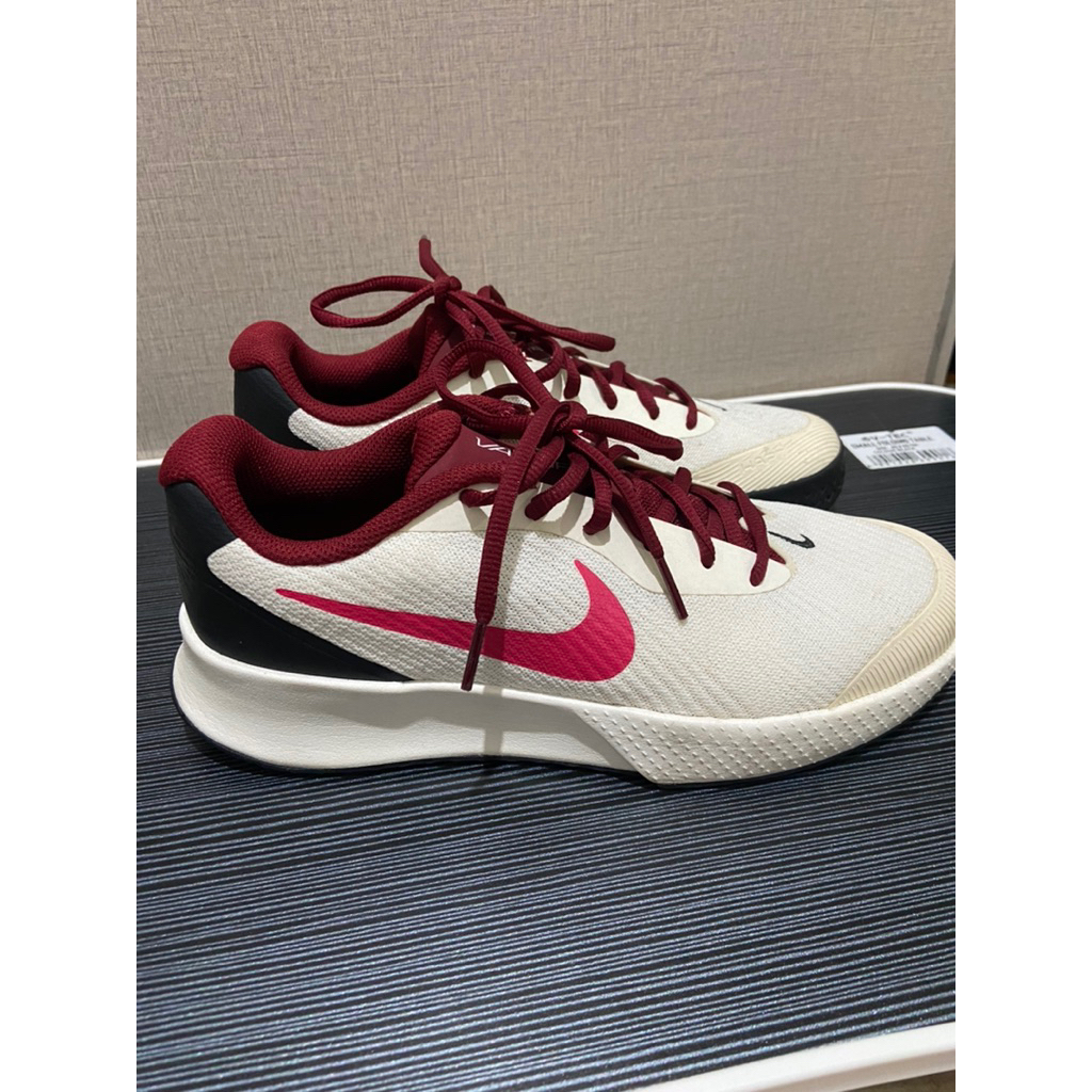 PRELOVED LIKE NEW NIKE Vapor Lite 3 HC NIKE WOMAN Vapor Lite 3 HC Size 39 Insole 26cm | Preloved sep