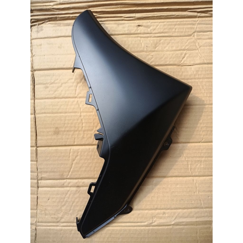 cover body dek bawah samping kanan yamah nmax new 2020/2022 original