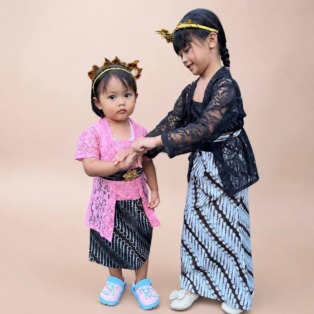 Kebaya Anak Lengan Pendek. Setelan Kebaya. Kebaya Anak Brukat