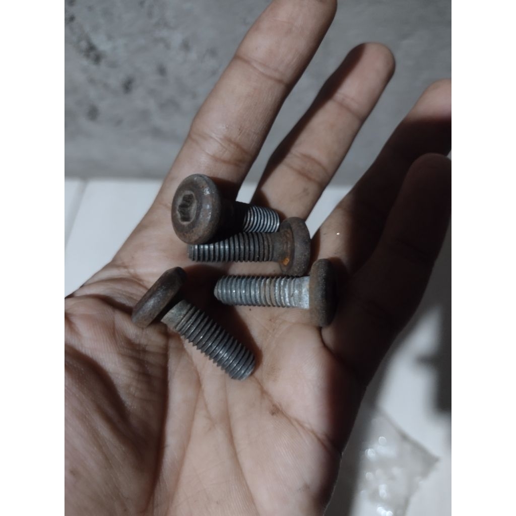 Baut piringan cakram original Mio sporty set second murah