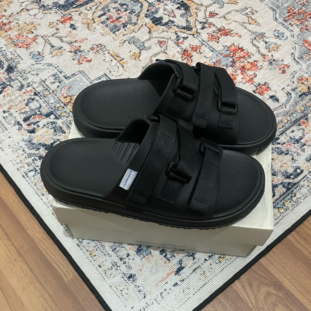 Hijack sandal - Alley blach preloved