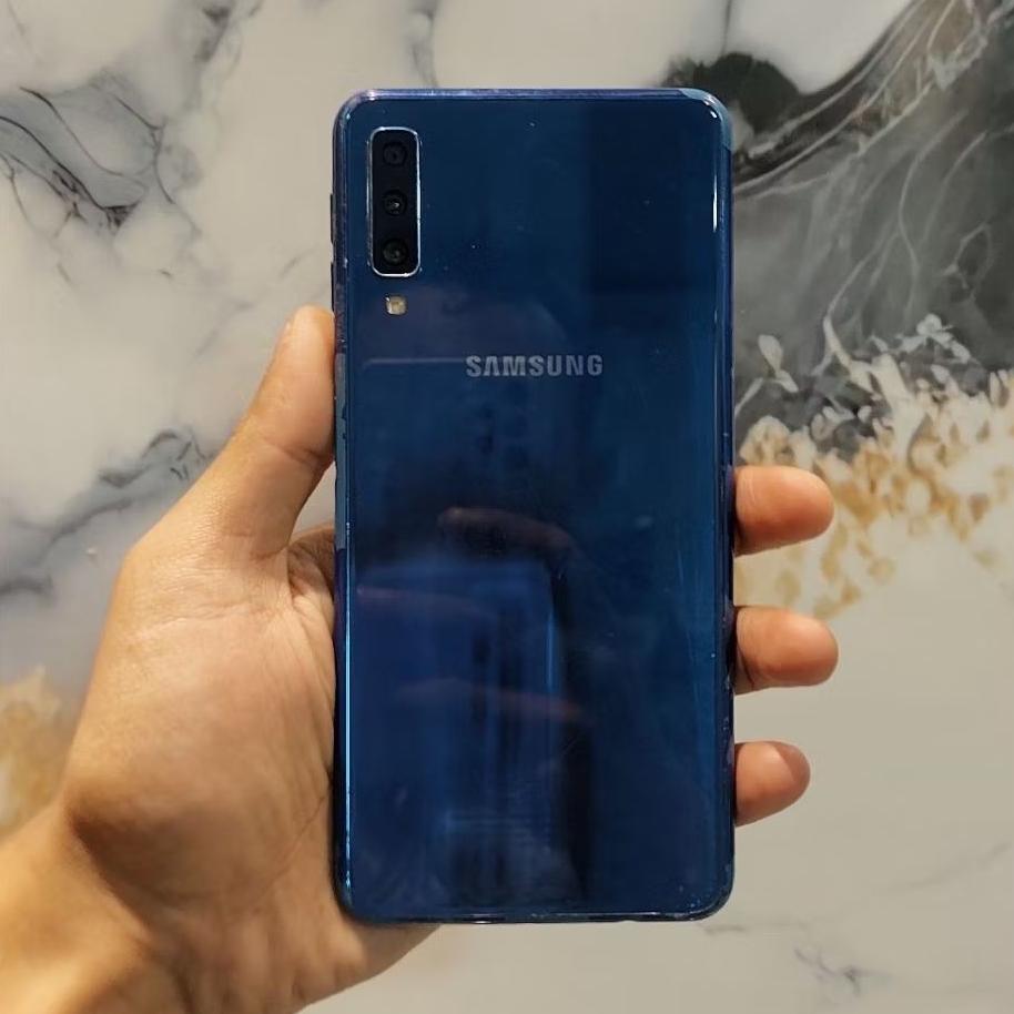 SAMSUNG GALAXY A7 2018 4/64 SECOND ORI SEIN