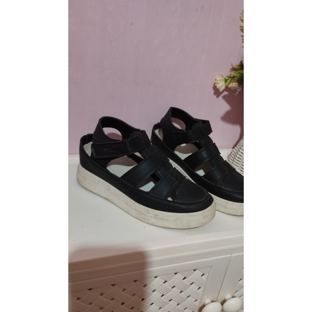 Preloved sepatu wedges