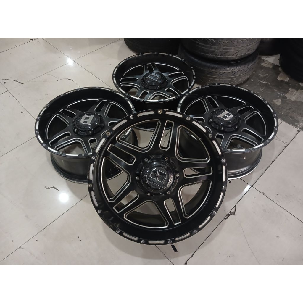 Velg Racing bekas pajero Ring 20x9 pcd 6x139 et 20