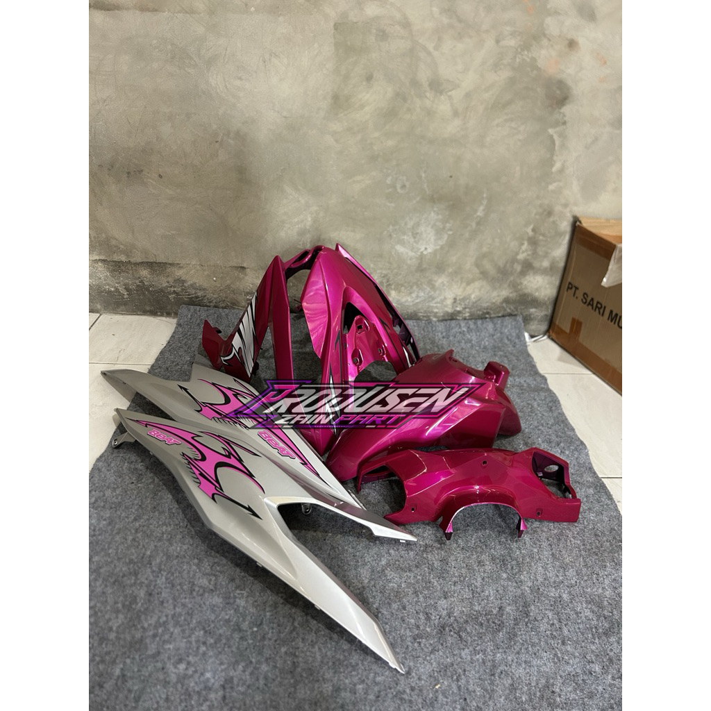 Full Body Halus Beat Deluxe 2020-2023 warna magenta X silver X striping