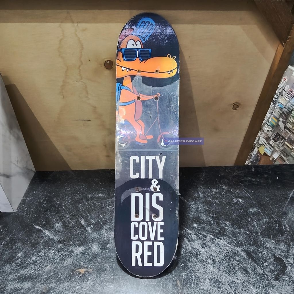 BEKAS Mainan Skateboard Mainan Skate Board Papan Seluncur Papan Surfing