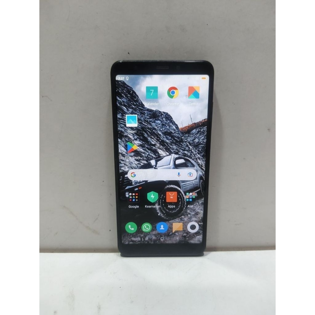 XIAOMI REDMI 5 RAM 2/32GB HANDPHONE SECOND ANDROID NORMAL SIAP PAKAI
