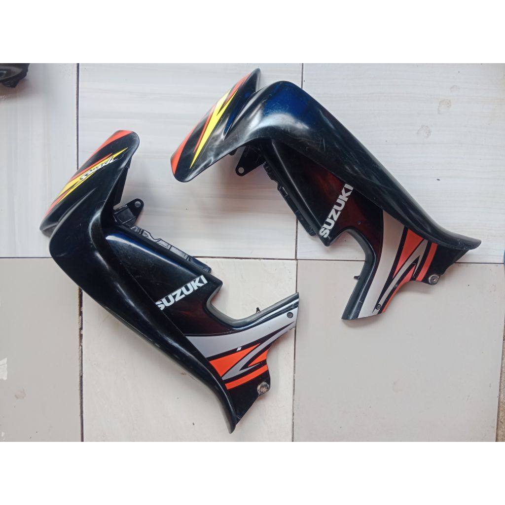 Sayap luar suzuki Smash Lama cm Kanan. Original. Seken