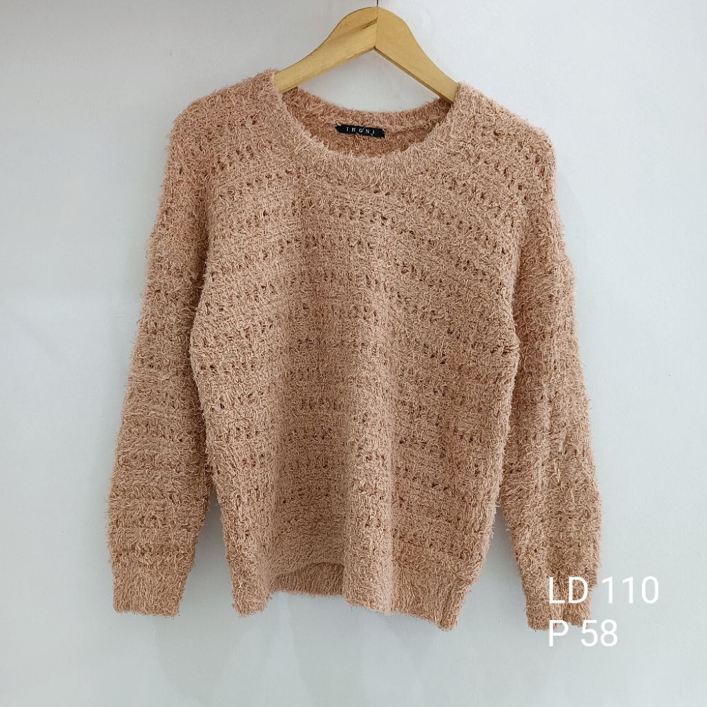 LD - 110 Atasan / Sweater Rajut Fuzzy INGNI